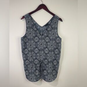 Banana Republic Navy and‎ White Geometric Tank Top